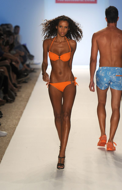 Diesel 2012~ӾbDƬ