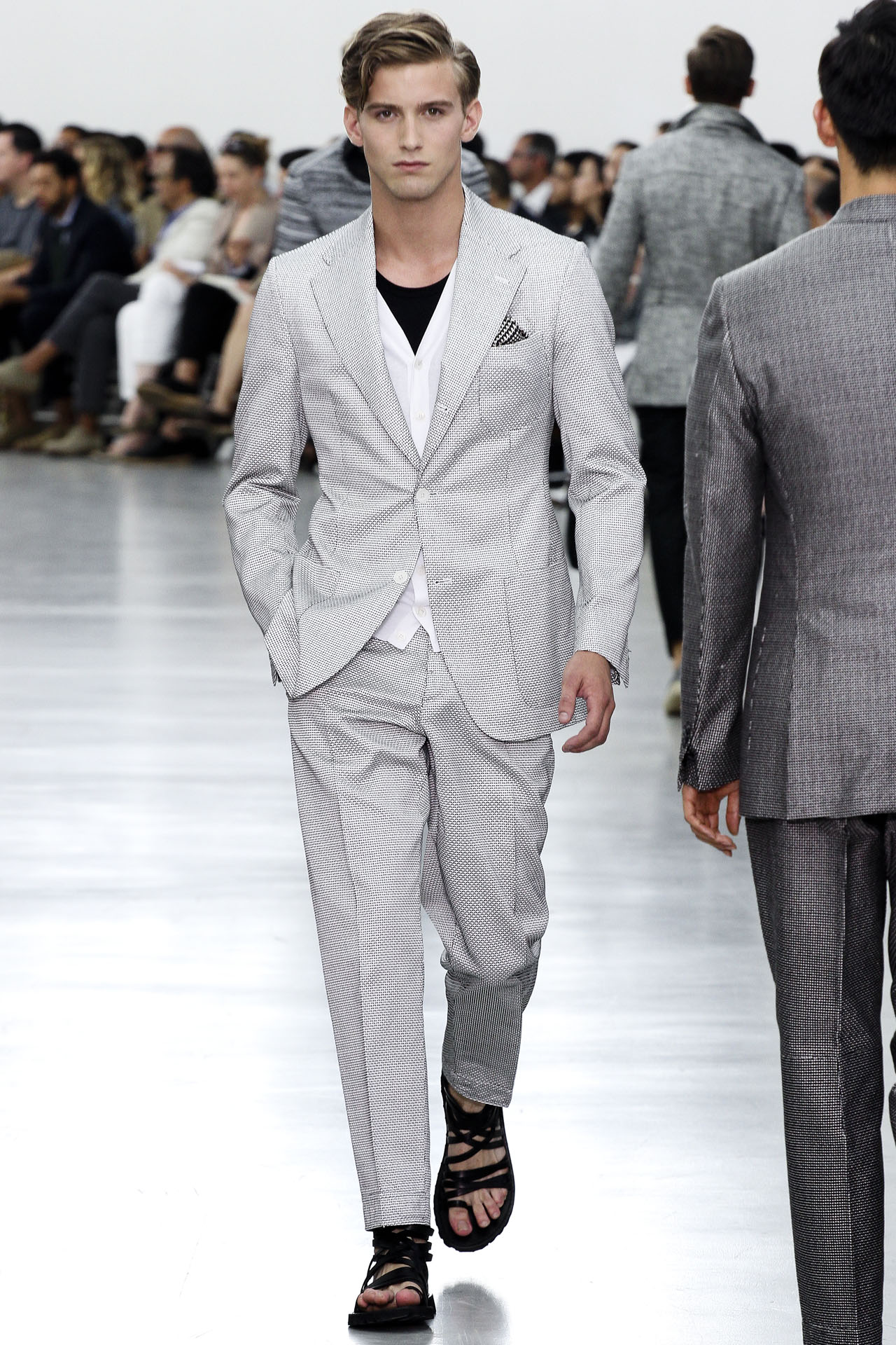 Corneliani 13bDƬ