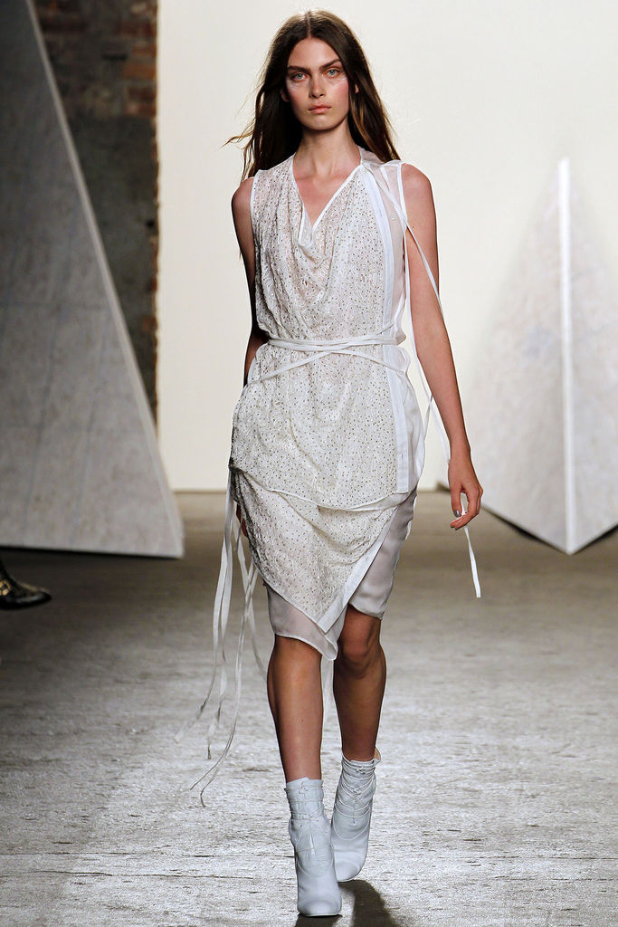 Tess Giberson 2013DƬ