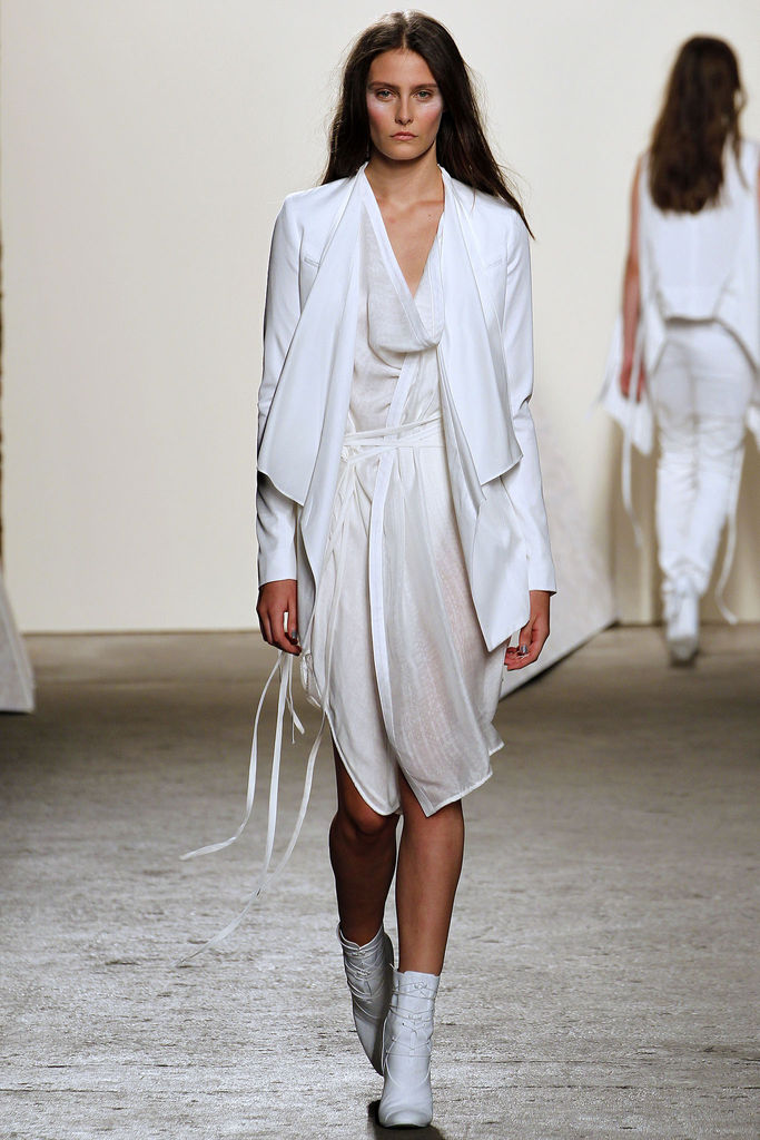 Tess Giberson 2013(chng)DƬ