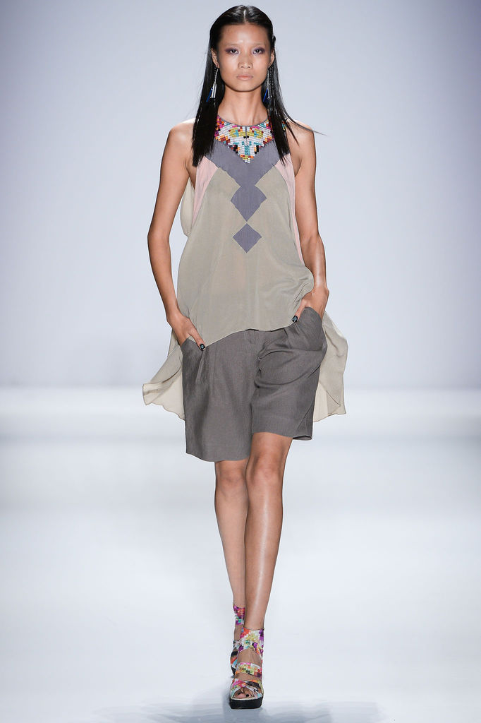 Nicole Miller 2013DƬ