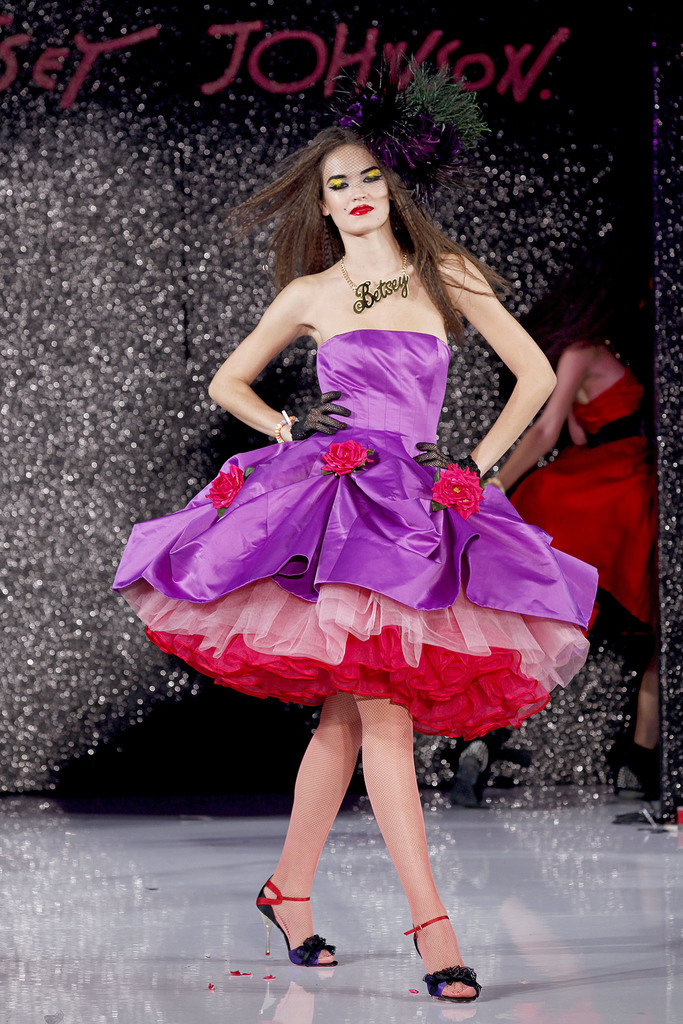 Betsey Johnson 2013DƬ