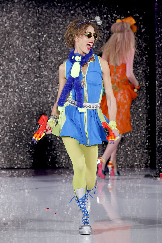 Betsey Johnson 2013DƬ