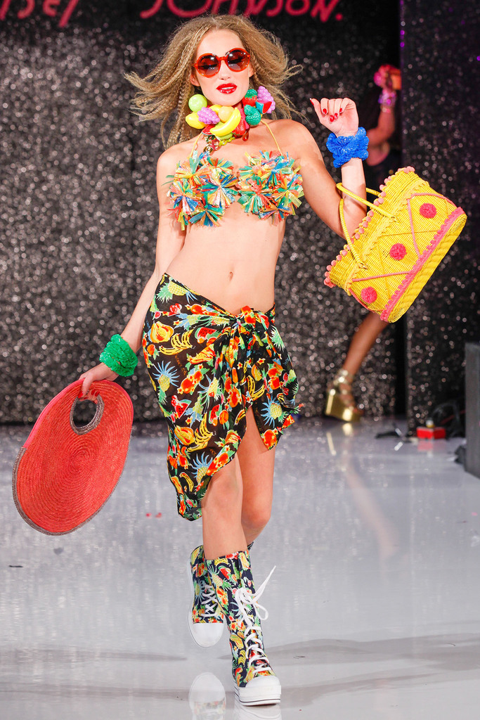 Betsey Johnson 2013(chng)DƬ
