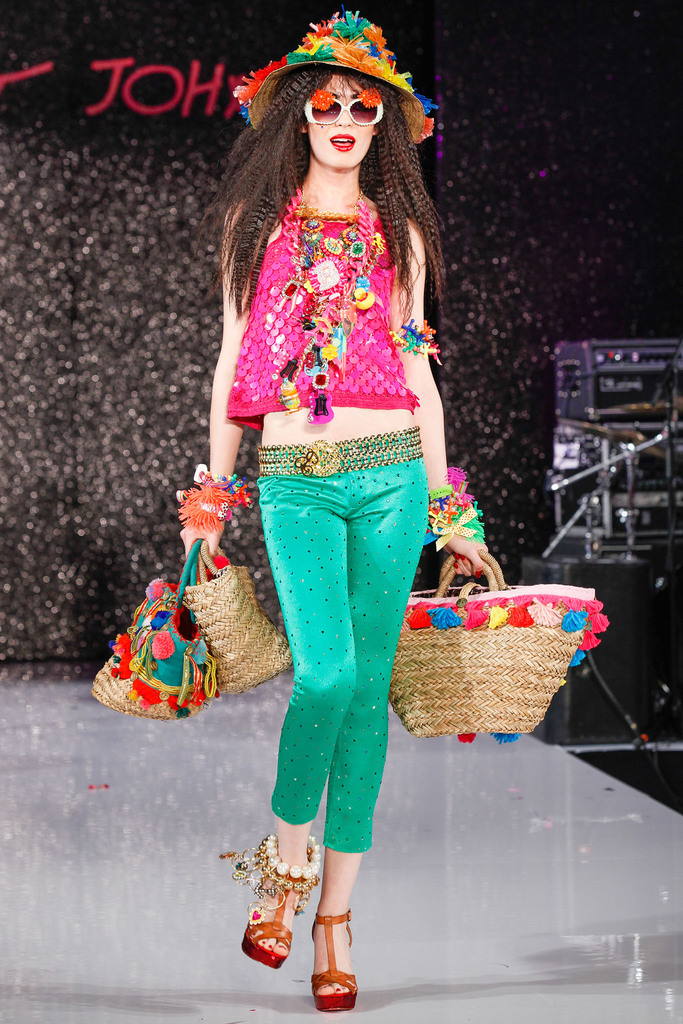 Betsey Johnson 2013DƬ