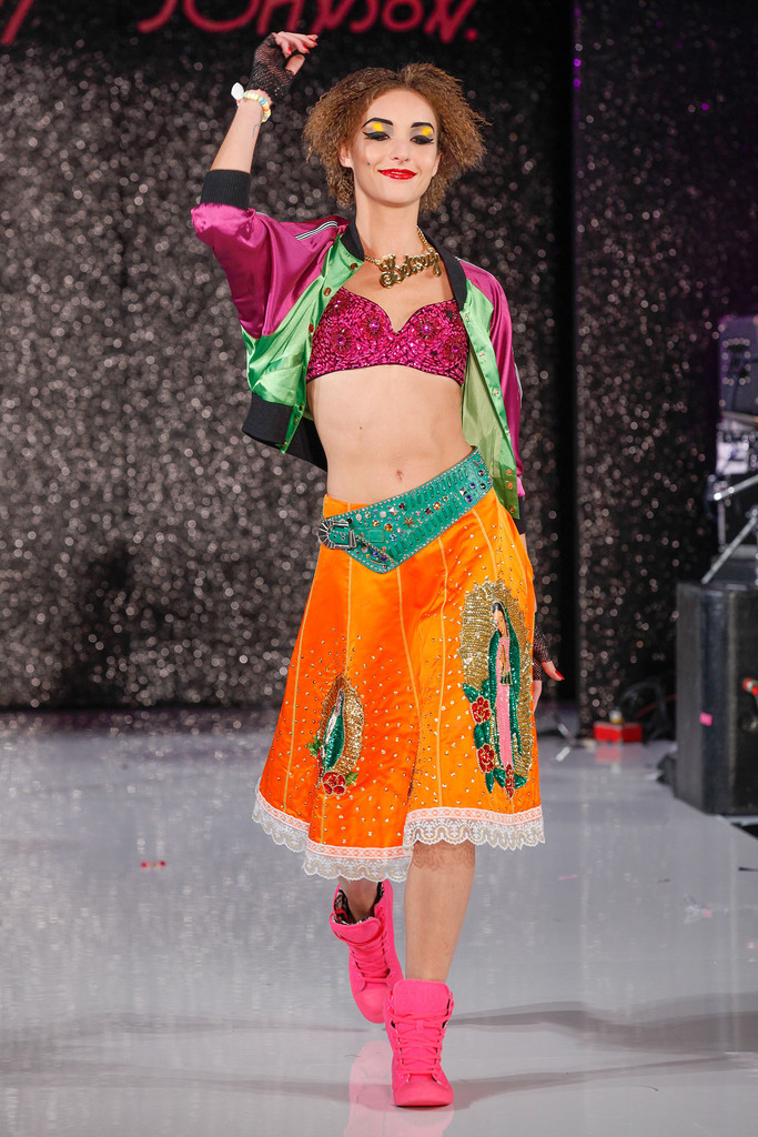 Betsey Johnson 2013DƬ