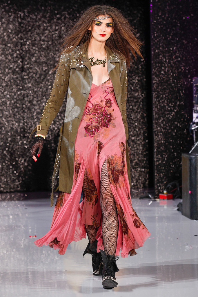 Betsey Johnson 2013DƬ