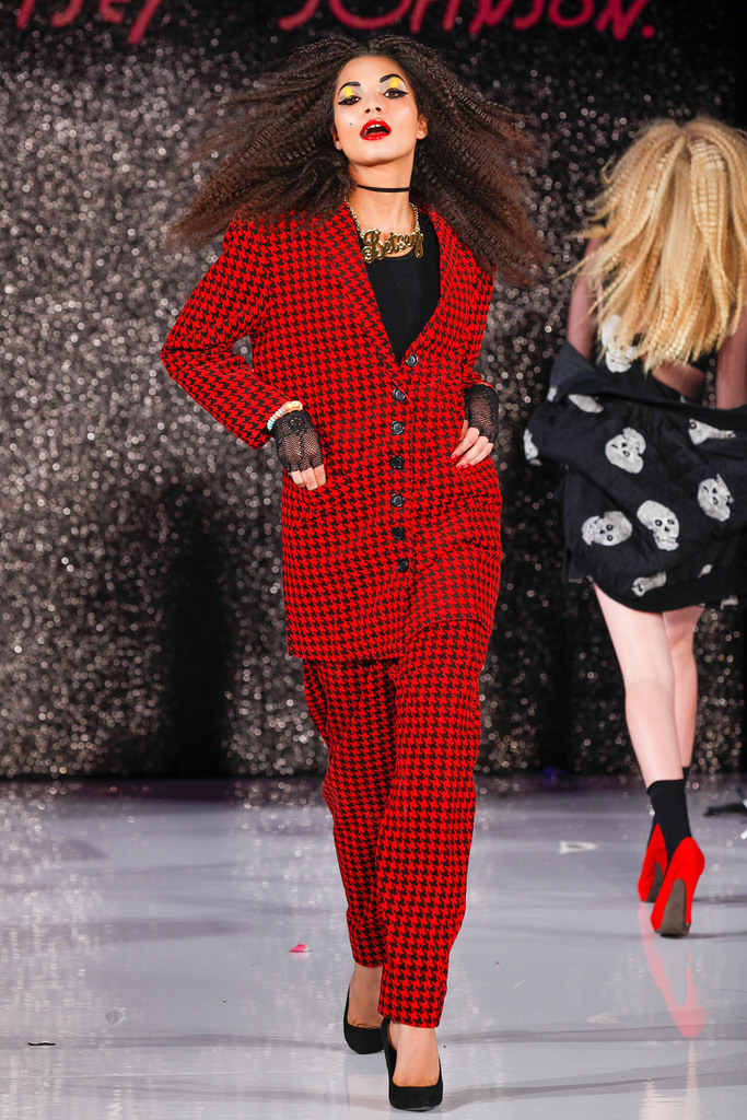 Betsey Johnson 2013DƬ