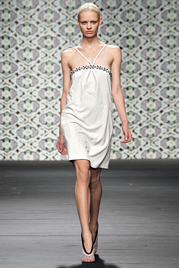 Iceberg 2013(chng)DƬ