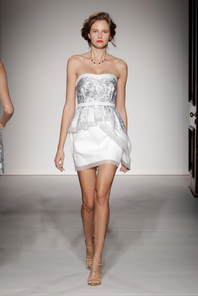 Ashley Isham 2013DƬ