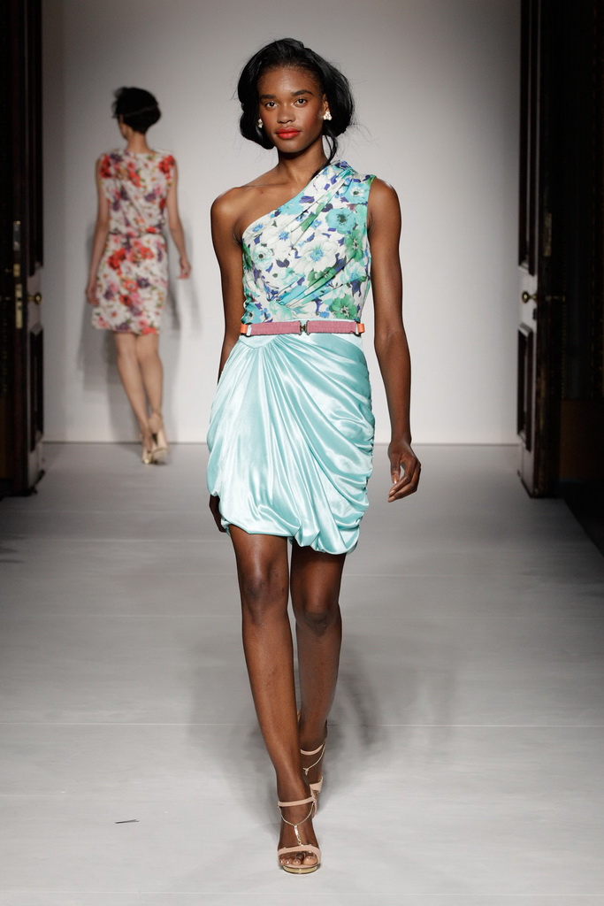 Ashley Isham 2013(chng)DƬ
